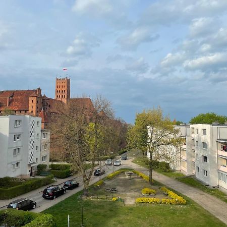 Апартаменты Apartament Z Widokiem Na Zamek Sm Мальборк Экстерьер фото